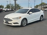 Used 2017 Ford Fusion SE image 5