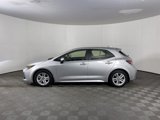 Used 2022 Toyota Corolla SE image 3