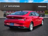 Used 2022 Hyundai Elantra SE image 5