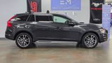 Used 2015 Volvo V60 T5 Cross Country w/ Convenience Package image 3