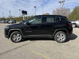 Used 2022 Jeep Compass Latitude image 4