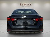 Used 2023 Nissan Altima 2.5 SV image 4