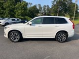 Used 2020 Volvo XC90 T5 Momentum image 2