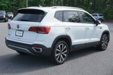 Used 2022 Volkswagen Taos SE image 5