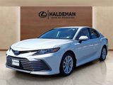 Used 2022 Toyota Camry LE image 3