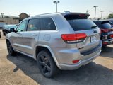 Used 2015 Jeep Grand Cherokee Altitude image 3