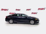 Used 2023 Chevrolet Malibu LT image 3