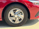 Certified 2025 Hyundai Elantra SE image 5