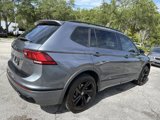 Used 2024 Volkswagen Tiguan SE R-Line image 3