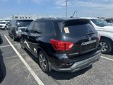 Used 2018 Nissan Pathfinder S image 3