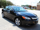Used 2013 Acura ILX w/ Premium Package image 2