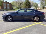 Used 2022 Nissan Altima 2.5 SV image 4