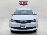 Used 2023 Chrysler Voyager LX image 5