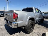 Used 2016 Toyota Tacoma SR5 w/ SR5 Appearance Package (SN) image 5