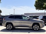 Used 2019 Jeep Cherokee Overland w/ Technology Group image 3