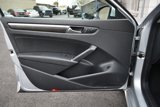 Used 2018 Volkswagen Passat 2.0T SE image 5