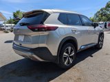 Used 2021 Nissan Rogue Platinum image 4