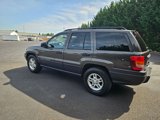 Used 2004 Jeep Grand Cherokee Laredo w/ Tan Your Hide Group image 5