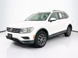 Used 2018 Volkswagen Tiguan SE w/ Panoramic Sunroof Package image 3