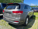 Used 2017 Kia Sorento LX w/ LX Convenience Package image 5