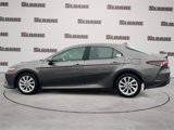Used 2022 Toyota Camry LE image 2