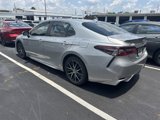 Used 2022 Toyota Camry SE image 3