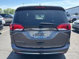 Used 2017 Chrysler Pacifica Touring-L image 5