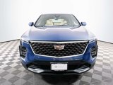 Certified 2024 Cadillac XT4 Luxury w/ Cold Weather Package image 2