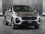 Used 2022 Kia Sportage LX image 3