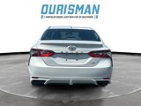 Used 2022 Toyota Camry SE image 5