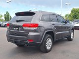 Used 2019 Jeep Grand Cherokee Laredo image 3