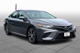 Used 2018 Toyota Camry SE w/ Moonroof Package image 2