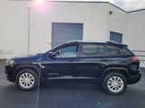 Used 2020 Jeep Cherokee Latitude image 2