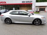 Certified 2018 Toyota Camry SE image 2
