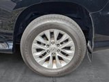 Used 2016 Lexus GX 460 image 3