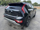 Used 2023 Kia Niro EX Touring image 3