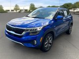 Certified 2021 Kia Seltos SX w/ SX Sunroof Package image 3