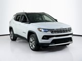 Used 2022 Jeep Compass Limited image 3