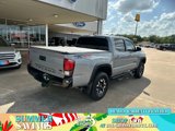 Used 2019 Toyota Tacoma TRD Off-Road image 2