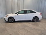 Used 2022 Toyota Corolla SE image 2