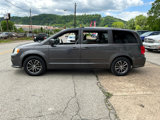 Used 2017 Dodge Grand Caravan SXT image 6