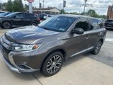 Used 2017 Mitsubishi Outlander ES image 2