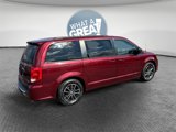 Used 2018 Dodge Grand Caravan GT image 3