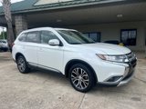 Used 2018 Mitsubishi Outlander LE image 2