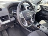 Used 2024 GMC Terrain SLE image 5