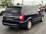 Used 2014 Chrysler Town & Country Touring image 3