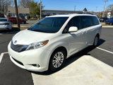 Used 2016 Toyota Sienna XLE w/ XLE Navigation Package image 3