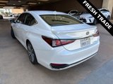 Used 2019 Lexus ES 300h image 4