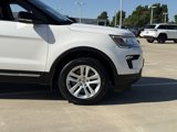 Used 2018 Ford Explorer XLT w/ Equipment Group 202A image 2