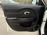 Used 2014 Kia Soul ! image 6